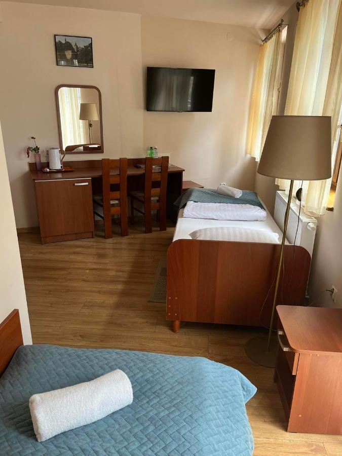 Kamienica Przy Bramie Hotel Opatow  Exterior photo
