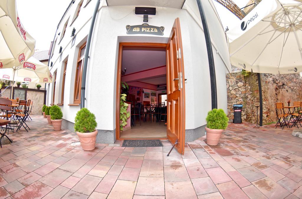 Kamienica Przy Bramie Hotel Opatow  Exterior photo